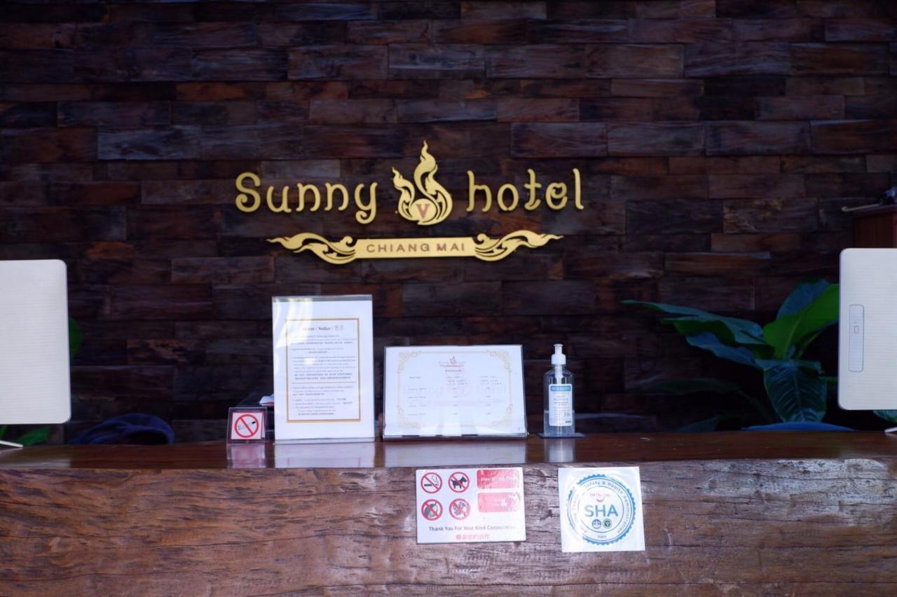 Sunny V Hotel Чиангмай Экстерьер фото
