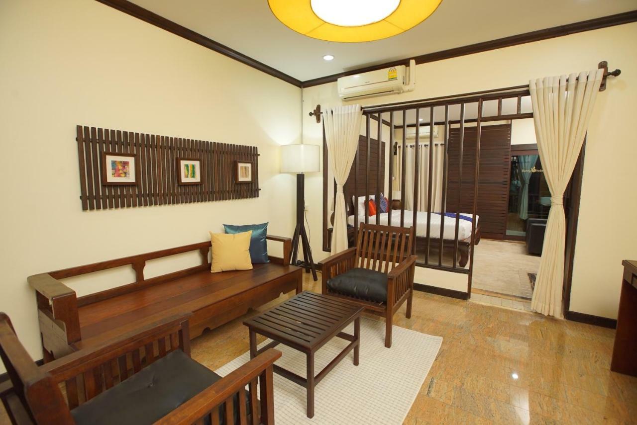 Sunny V Hotel Чиангмай Экстерьер фото
