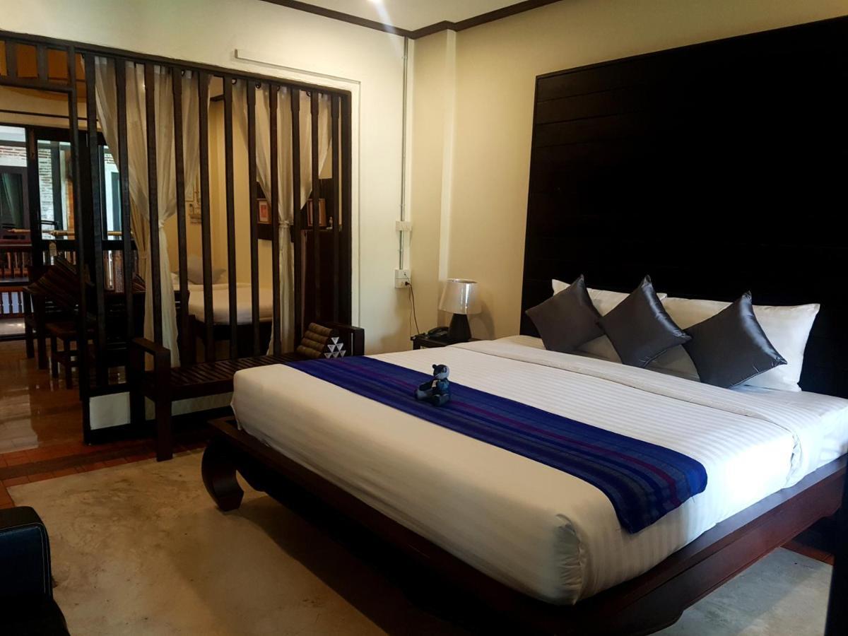 Sunny V Hotel Чиангмай Экстерьер фото